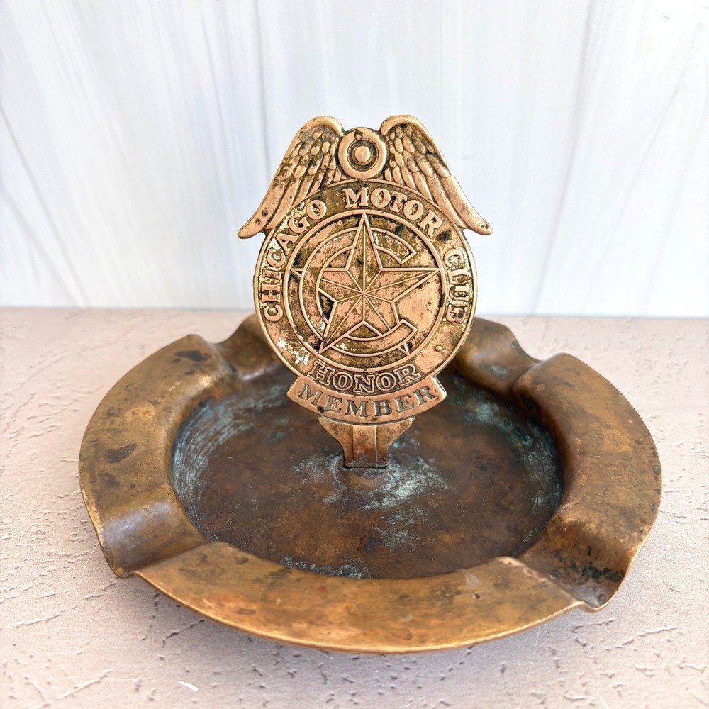 Vintage Brass Chicago Motor Club Honor Member Winged Badge Ashtray Automobilia - Picture 3 of 10